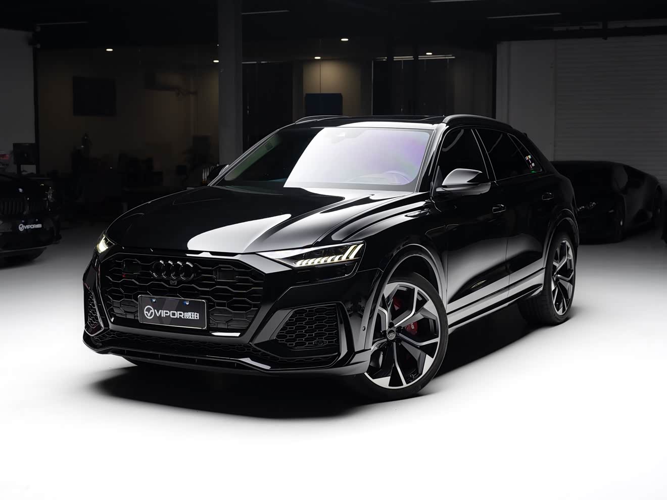 Audi RS Q8 2022 car image 