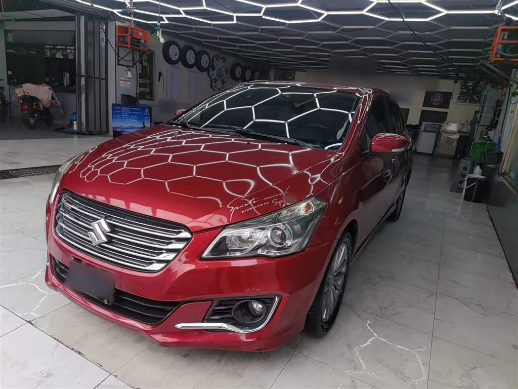 Suzuki Ciaz 2014 汽车图片 