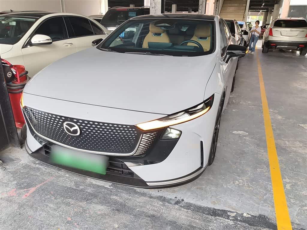 Mazda EZ-6 2024 汽车图片 