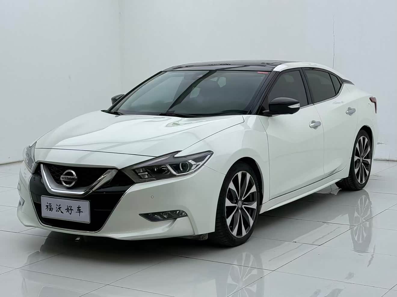 Nissan Maxima 2017 汽车图片 