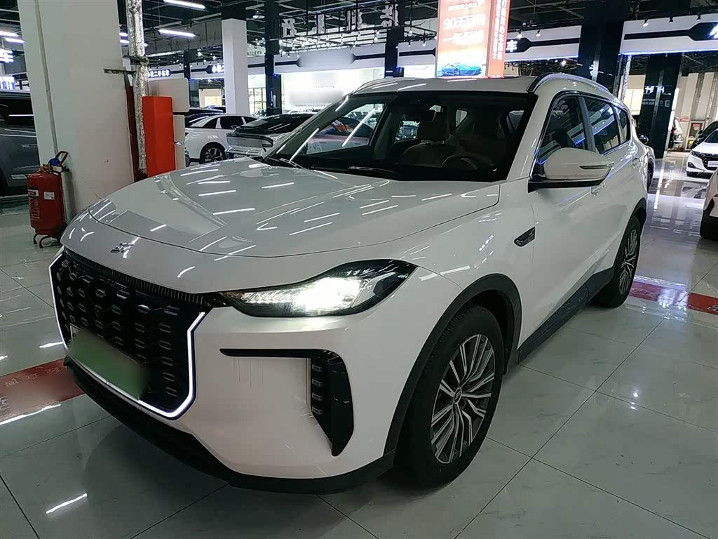 Jetour X70 C-DM 2024 car image 