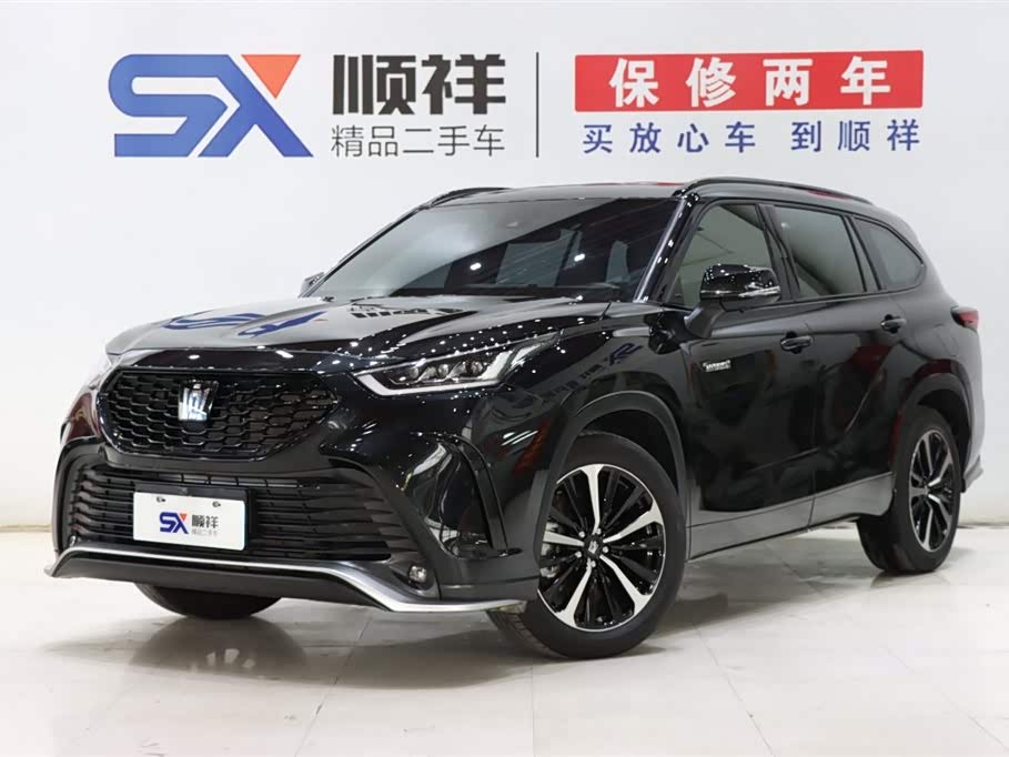 Toyota Crown Kluger 2024 immagine di auto 