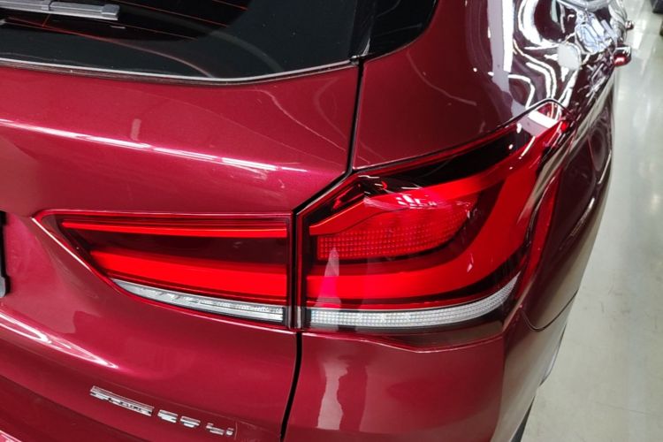 BMW X1 2022 car image #8
