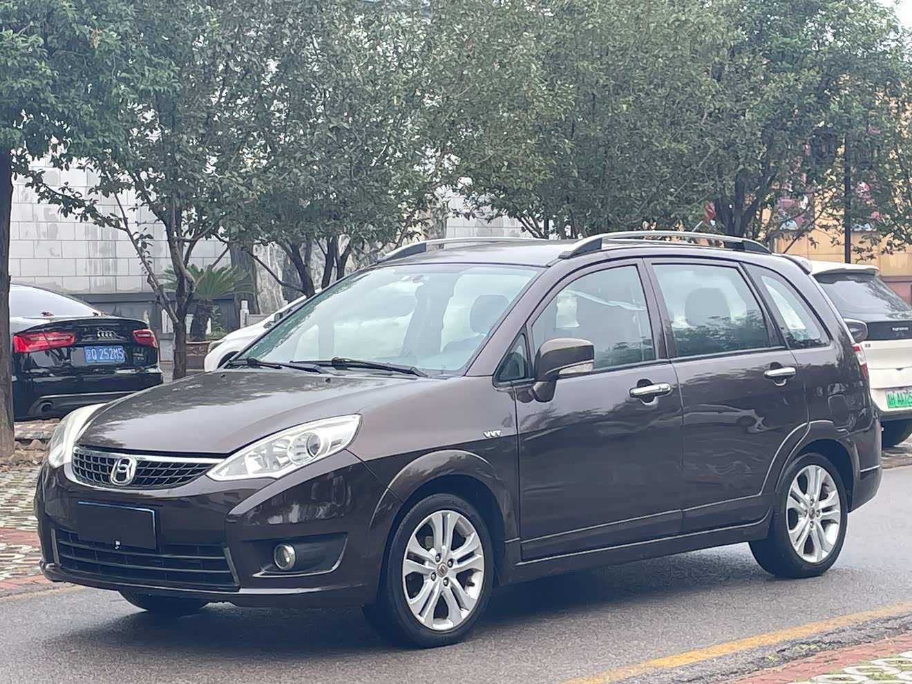 Suzuki Liana A6 2015 immagine di auto 