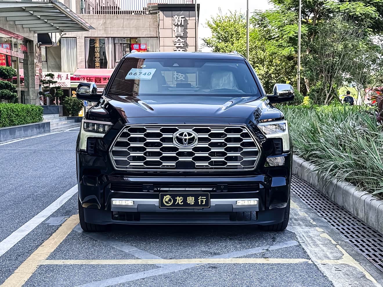 Toyota Sequoia 汽车图片 