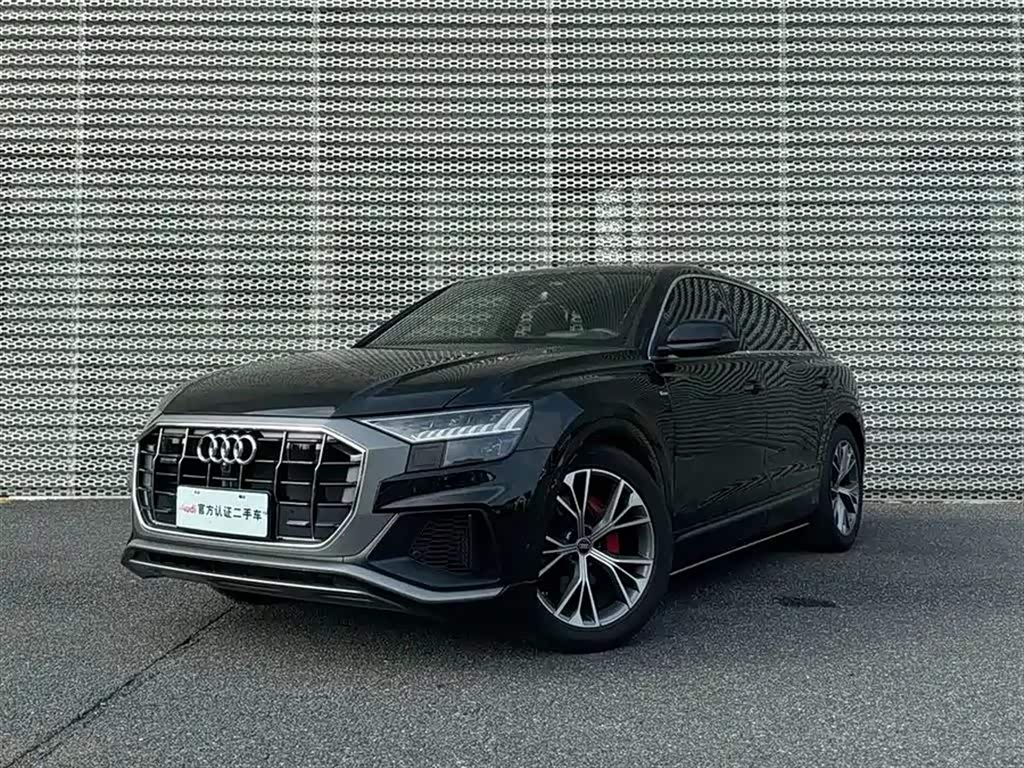 Audi Q8 2021 car image 