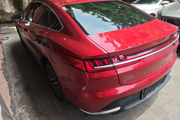 BYD Han 2022 car image #7