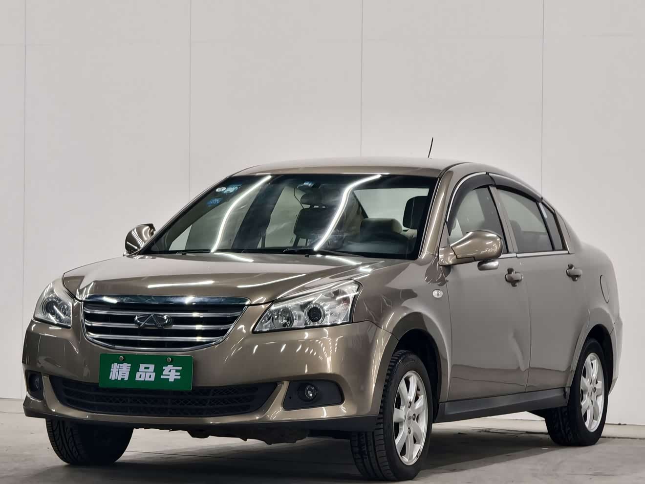 Chery E5 2013 Chery E5 2013 immagine di auto