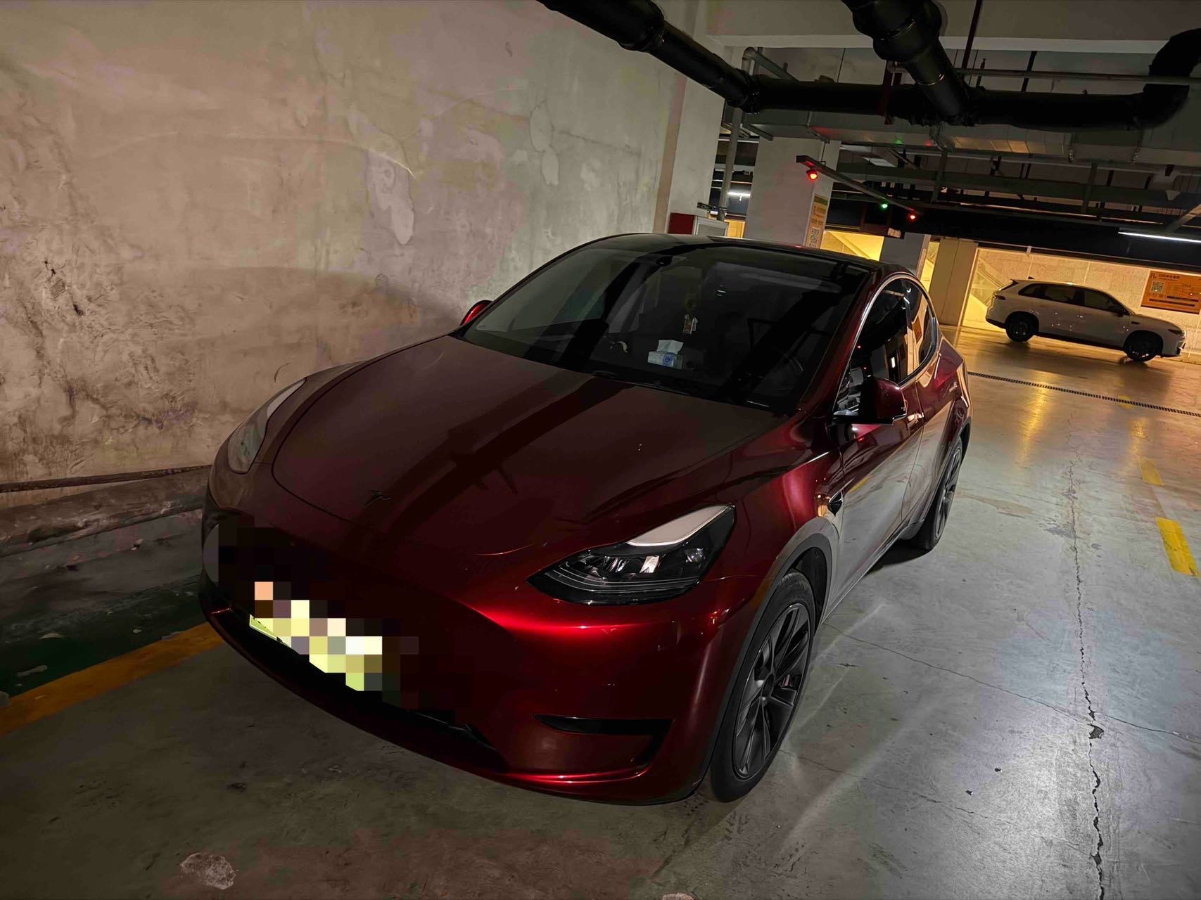 Tesla Model Y 2025 #3 Tesla Model Y 2025 car image #3