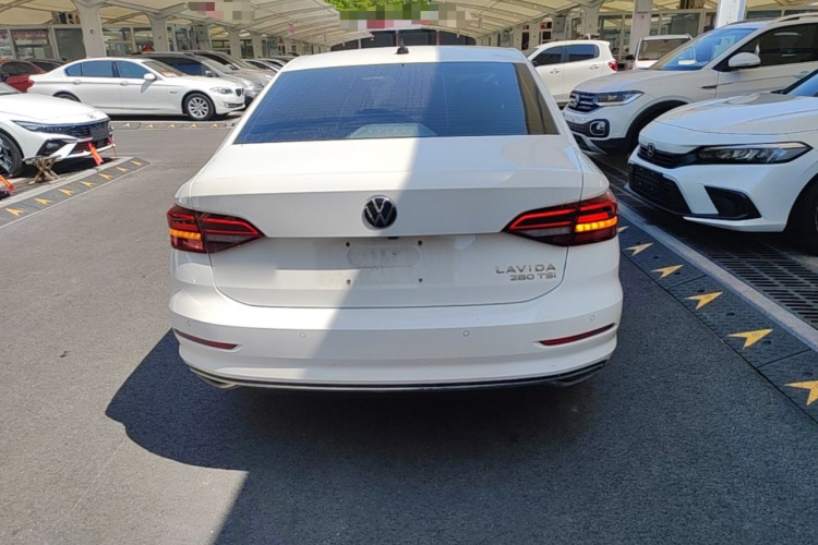 Volkswagen Lavida 2022 car image #6