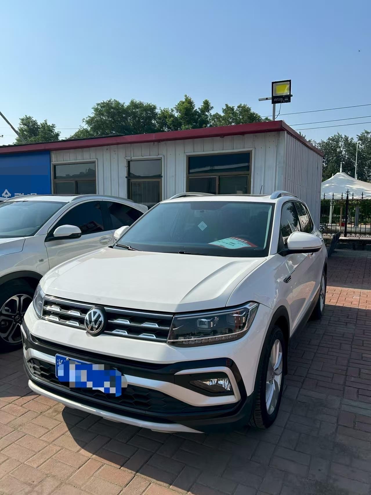 Volkswagen T-Cross 2019 Volkswagen T-Cross 2019 car image