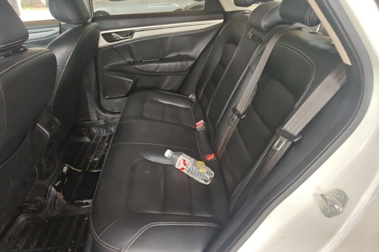 GEELY Emgrand GL 2016 immagine di auto #17