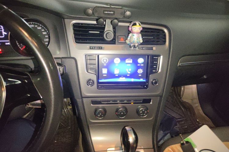 Volkswagen Golf 2015 #13 Volkswagen Golf 2015 car image #13