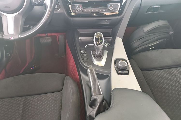 BMW 3 Series 2018 #14 BMW 3 Series 2018 car image #14