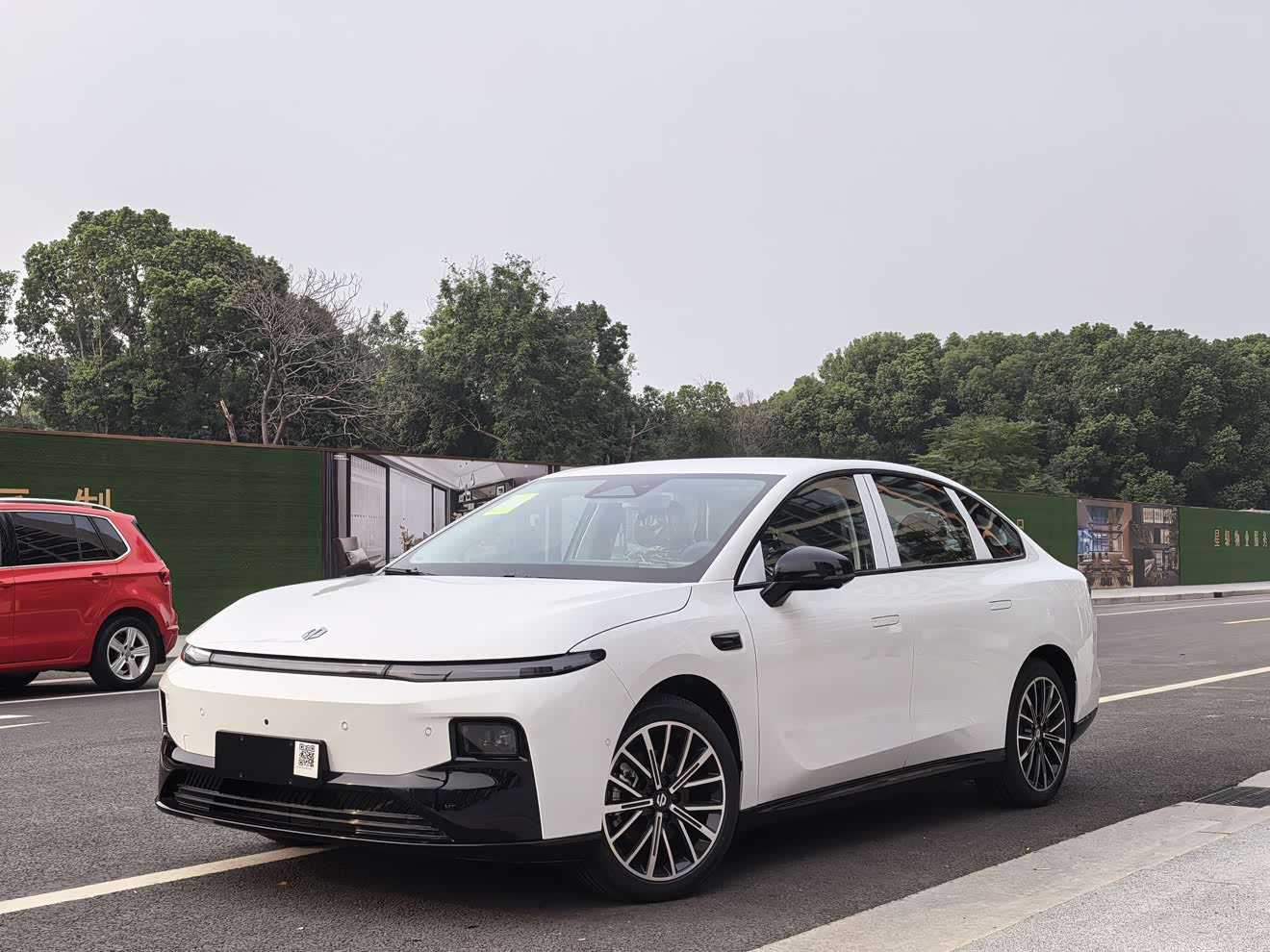 Leapmotor B01 汽车图片 