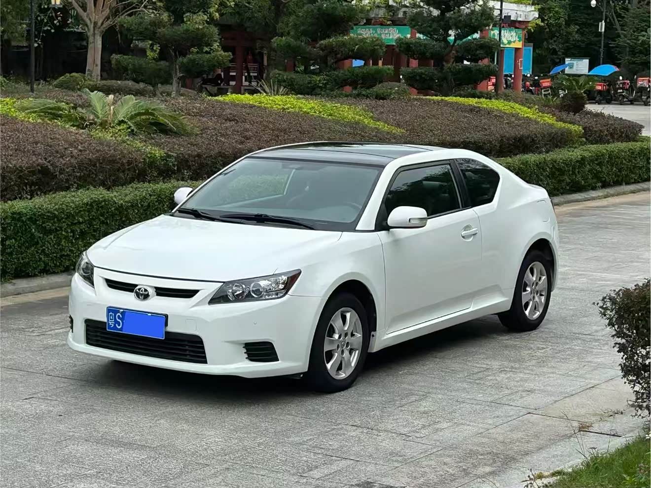 Toyota Zelas 2013 car image 