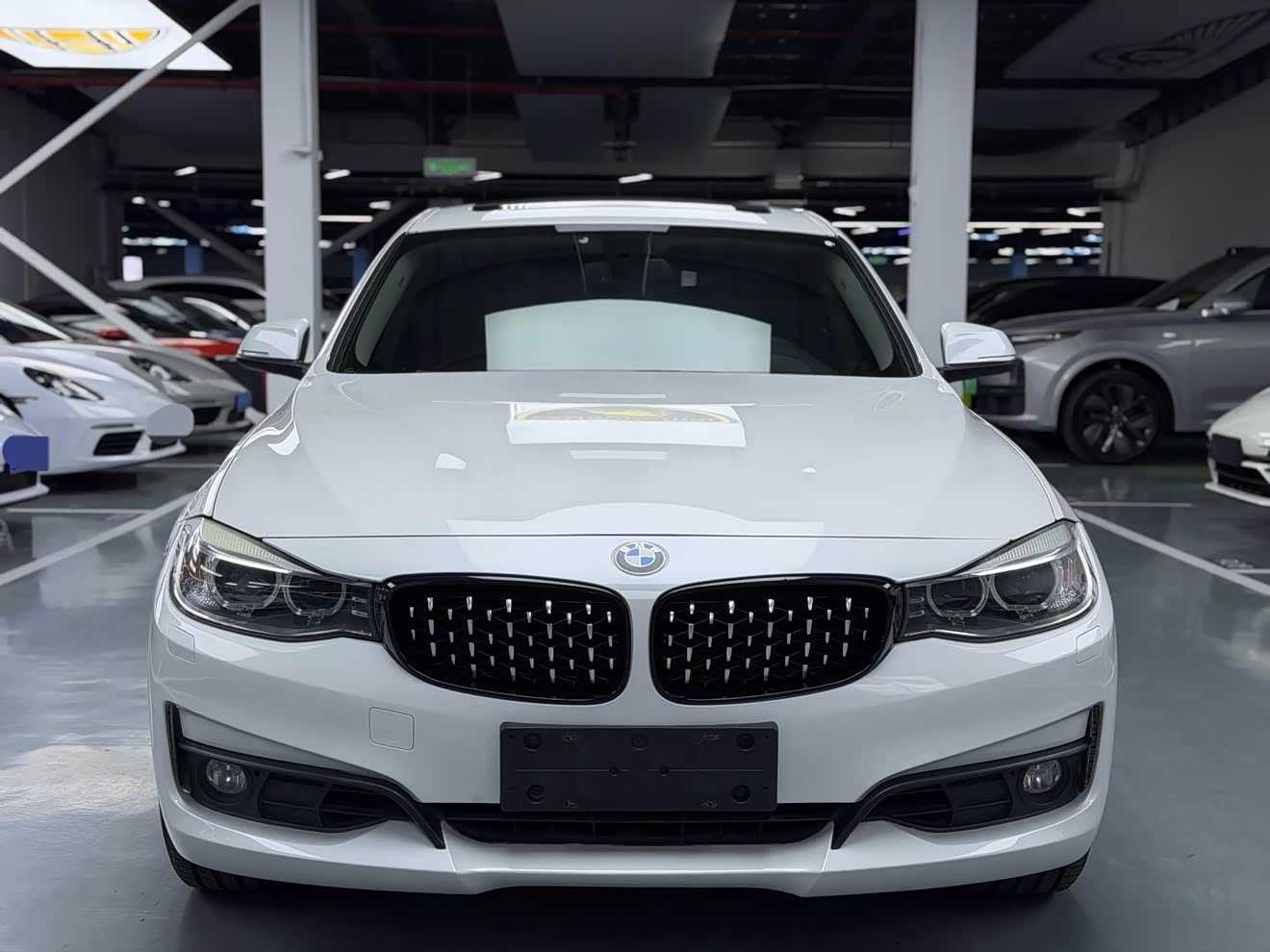 BMW 3 Series GT 2014 BMW 3 Series GT 2014 immagine di auto