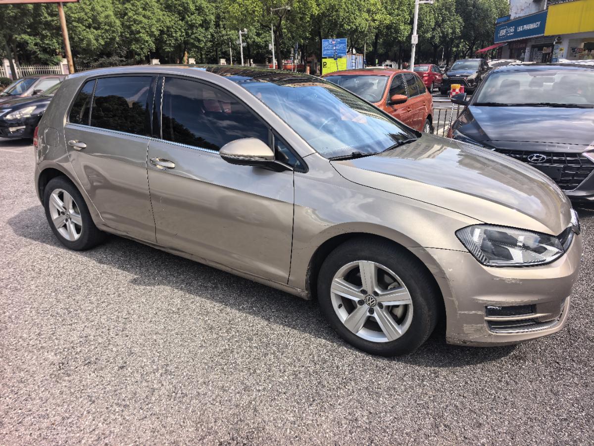 Volkswagen Golf 2015 car image #3