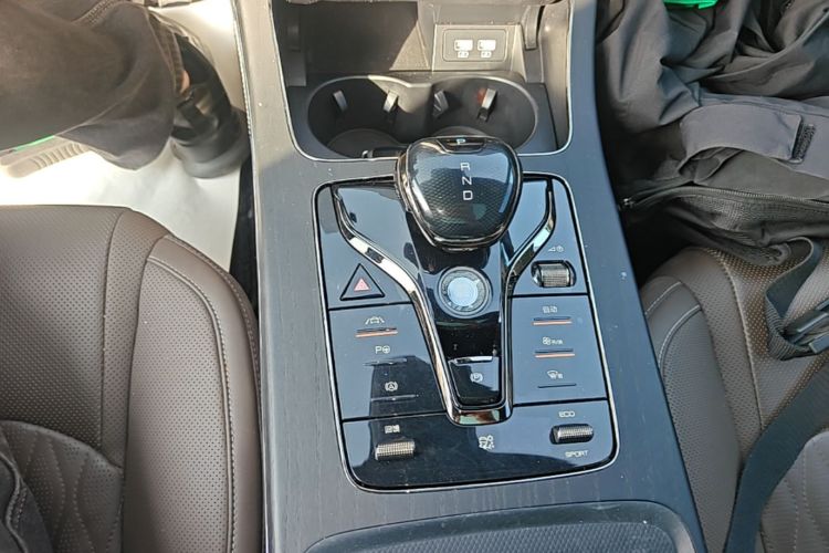 BYD Han 2021 car image #14