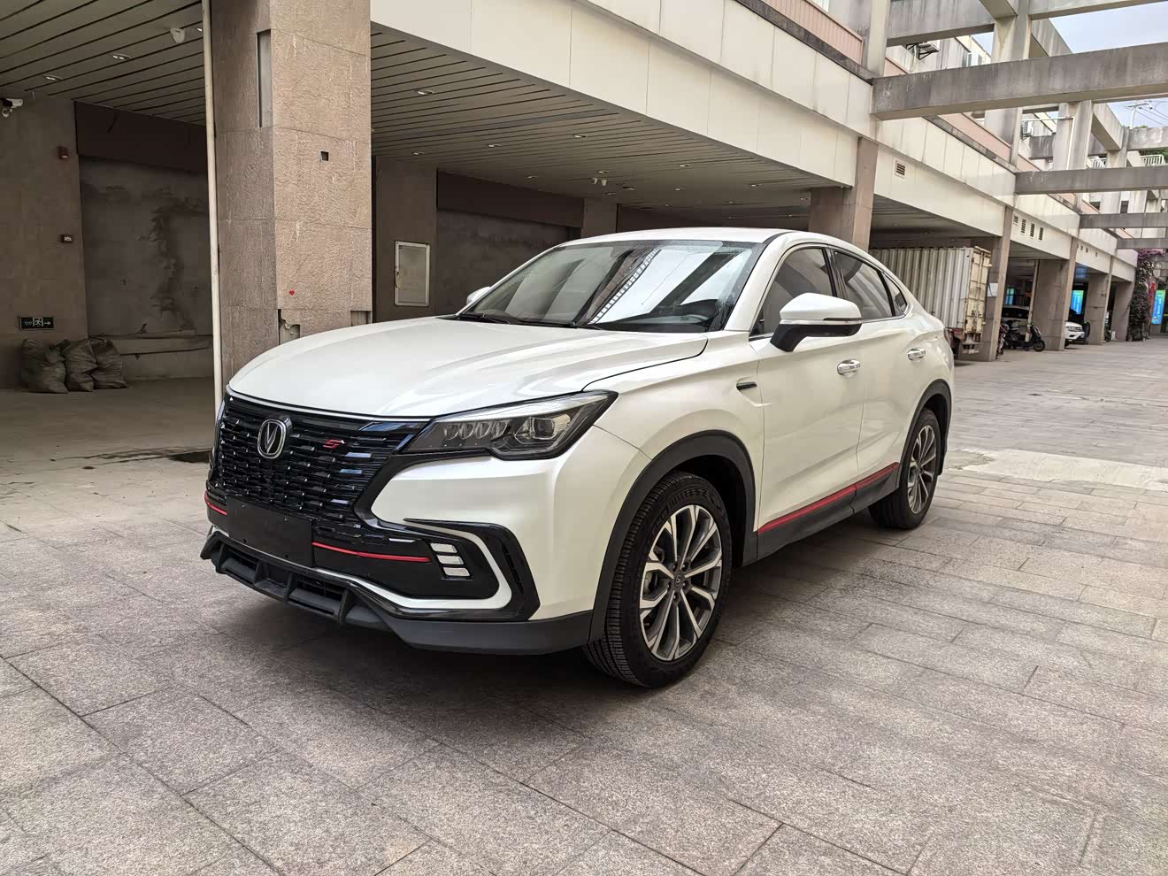 Changan CS85 Coupe 2021 car image 
