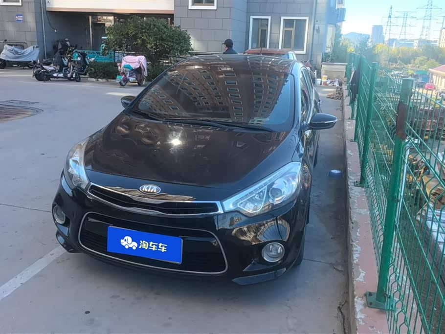 Kia Forte Koup 2015 汽车图片 