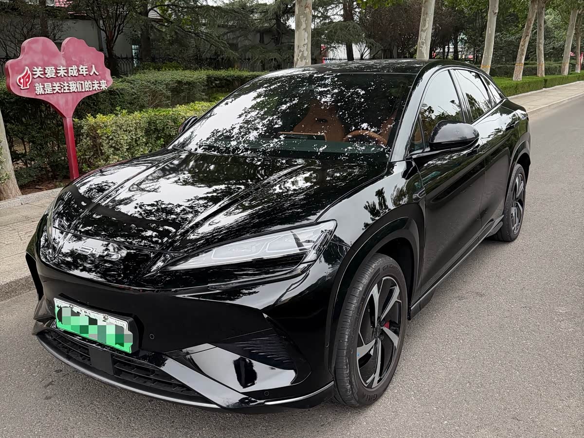 BYD Sea Lion 07 EV 2025 BYD Sea Lion 07 EV 2025 car image