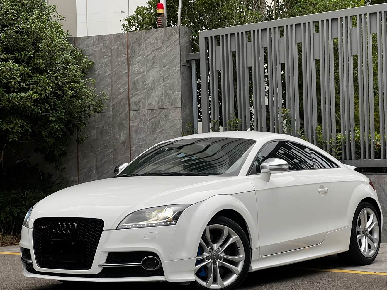 Audi TTS 2014 car image 