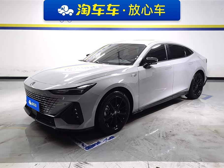 Changan UNI-V iDD 2023 car image 