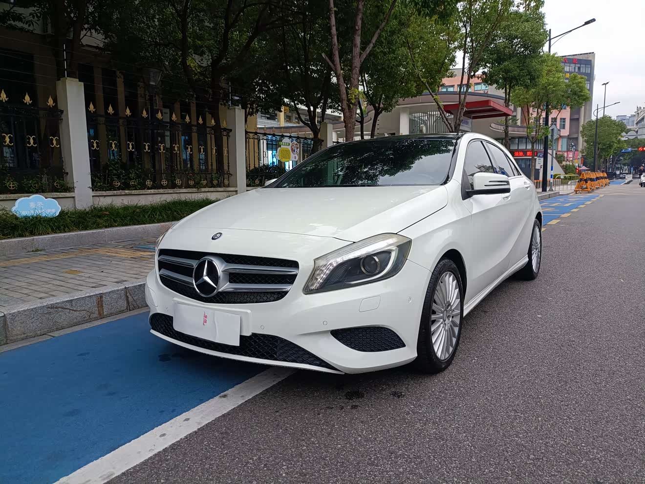 Mercedes-Benz A Class (Imported) 2014 Mercedes-Benz A Class (Imported) 2014 car image