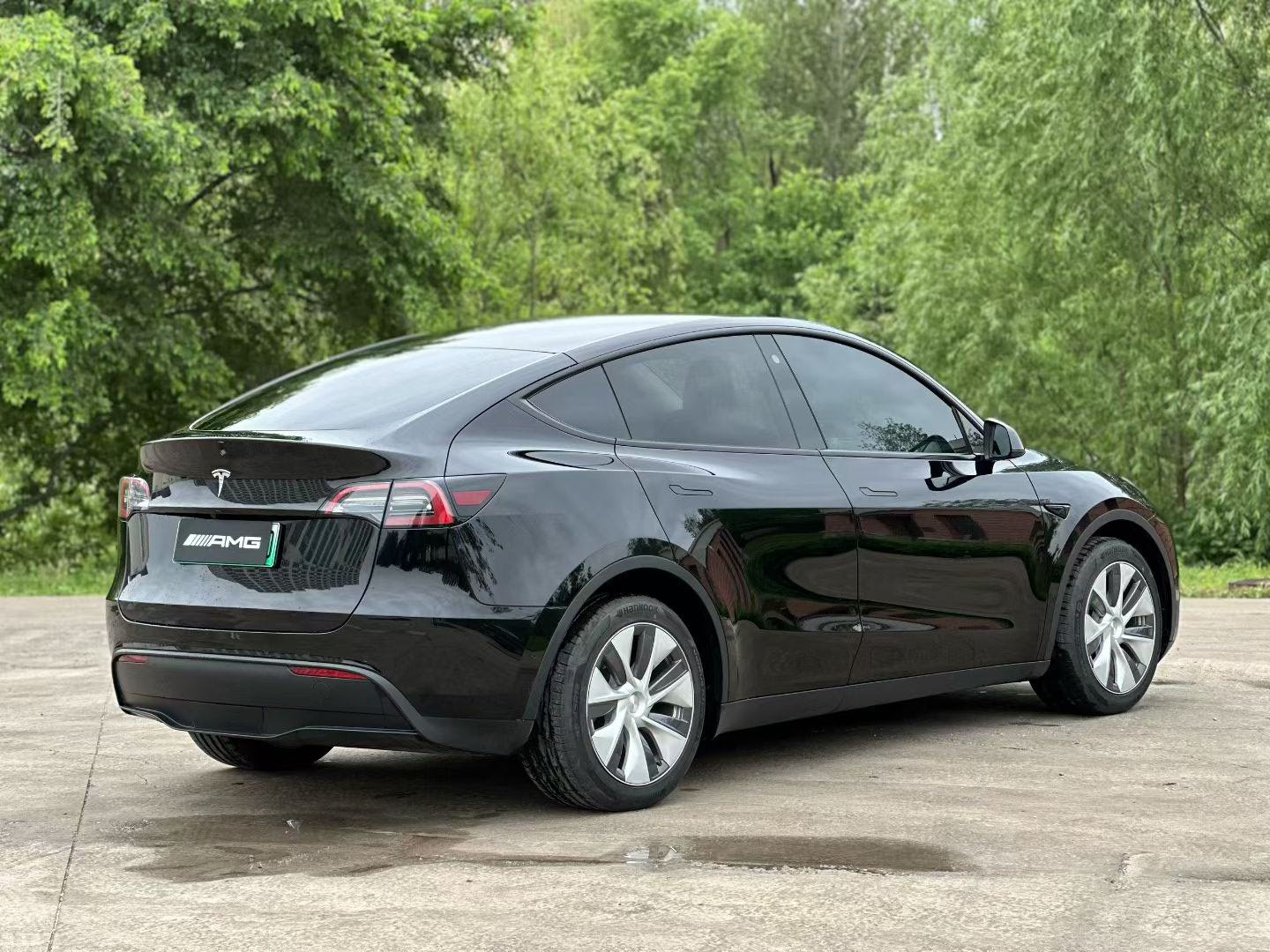 Tesla Model Y 2022 #7 Tesla Model Y 2022 car image #7