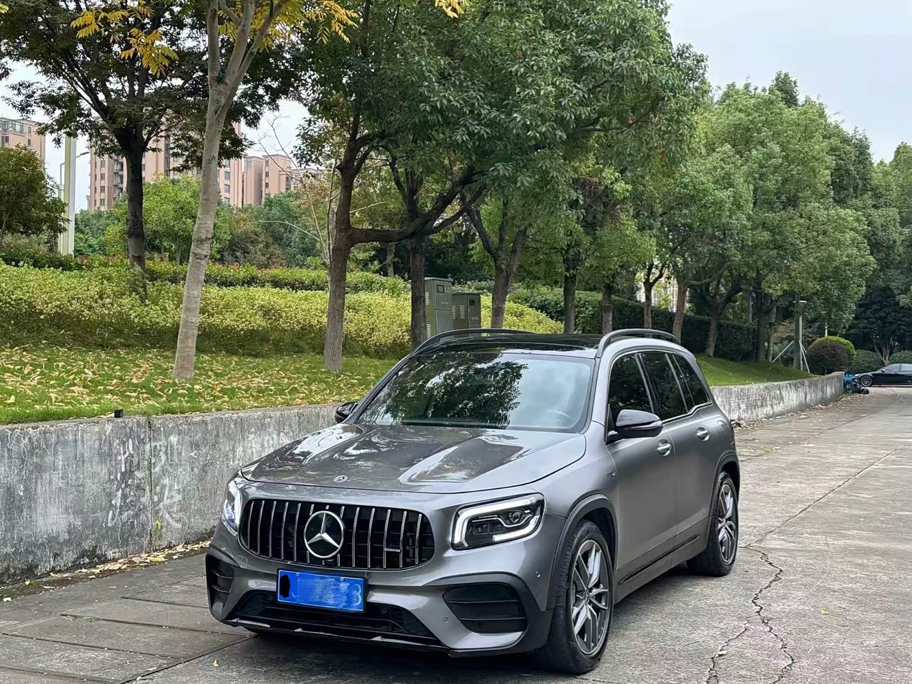 Mercedes-Benz GLB AMG 2022 immagine di auto 