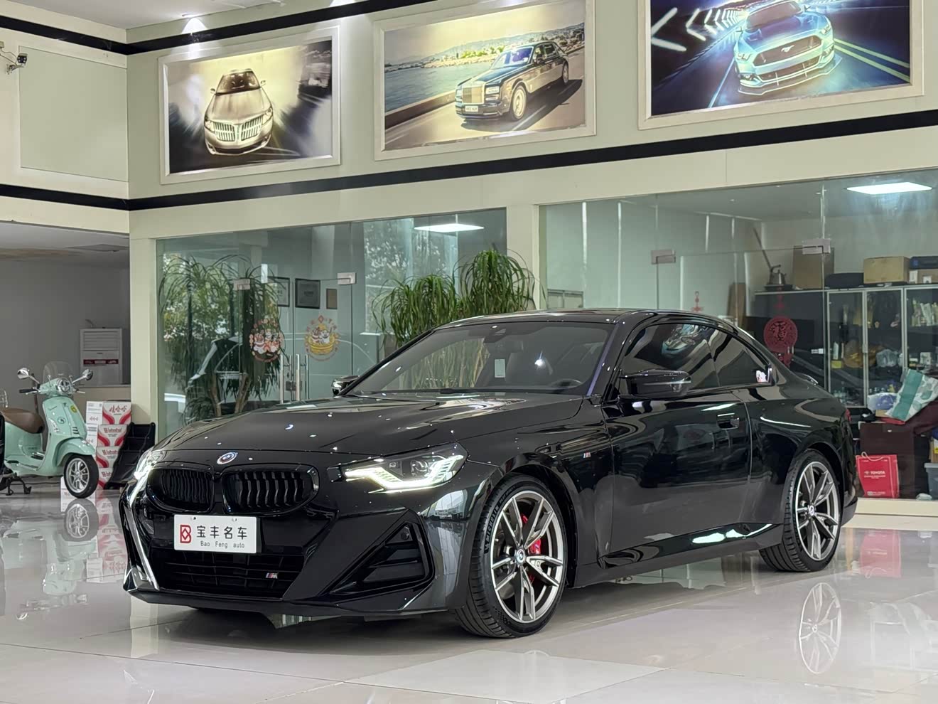 BMW M240i 2023 immagine di auto 