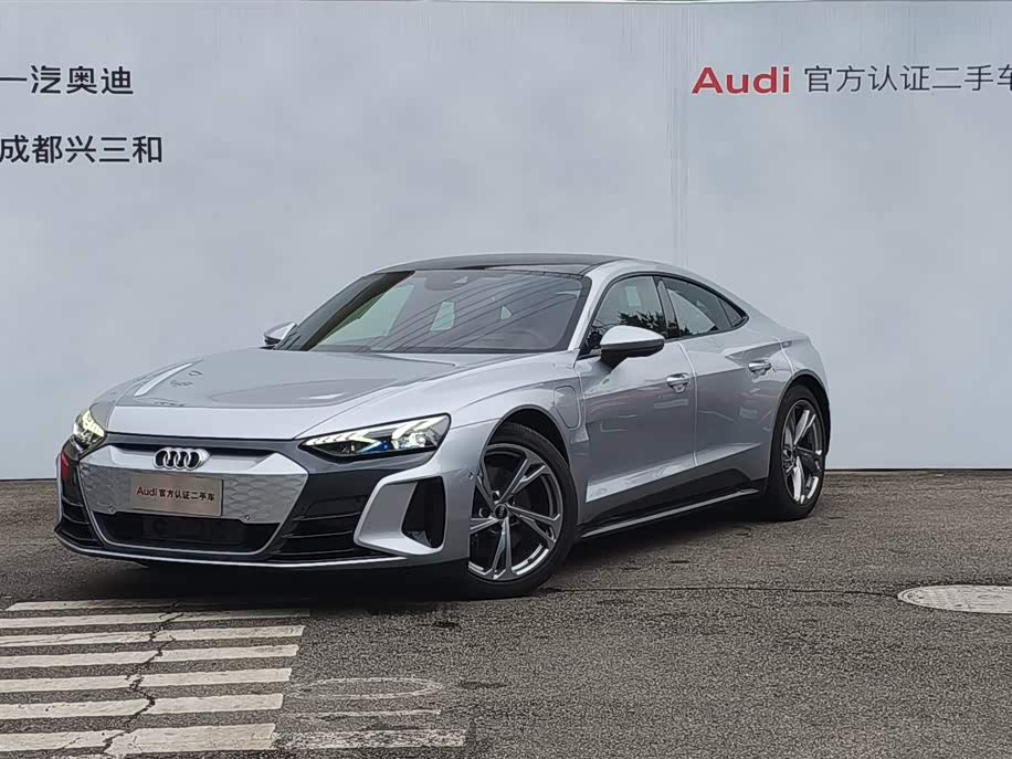 Audi e-tron GT 2024 car image 