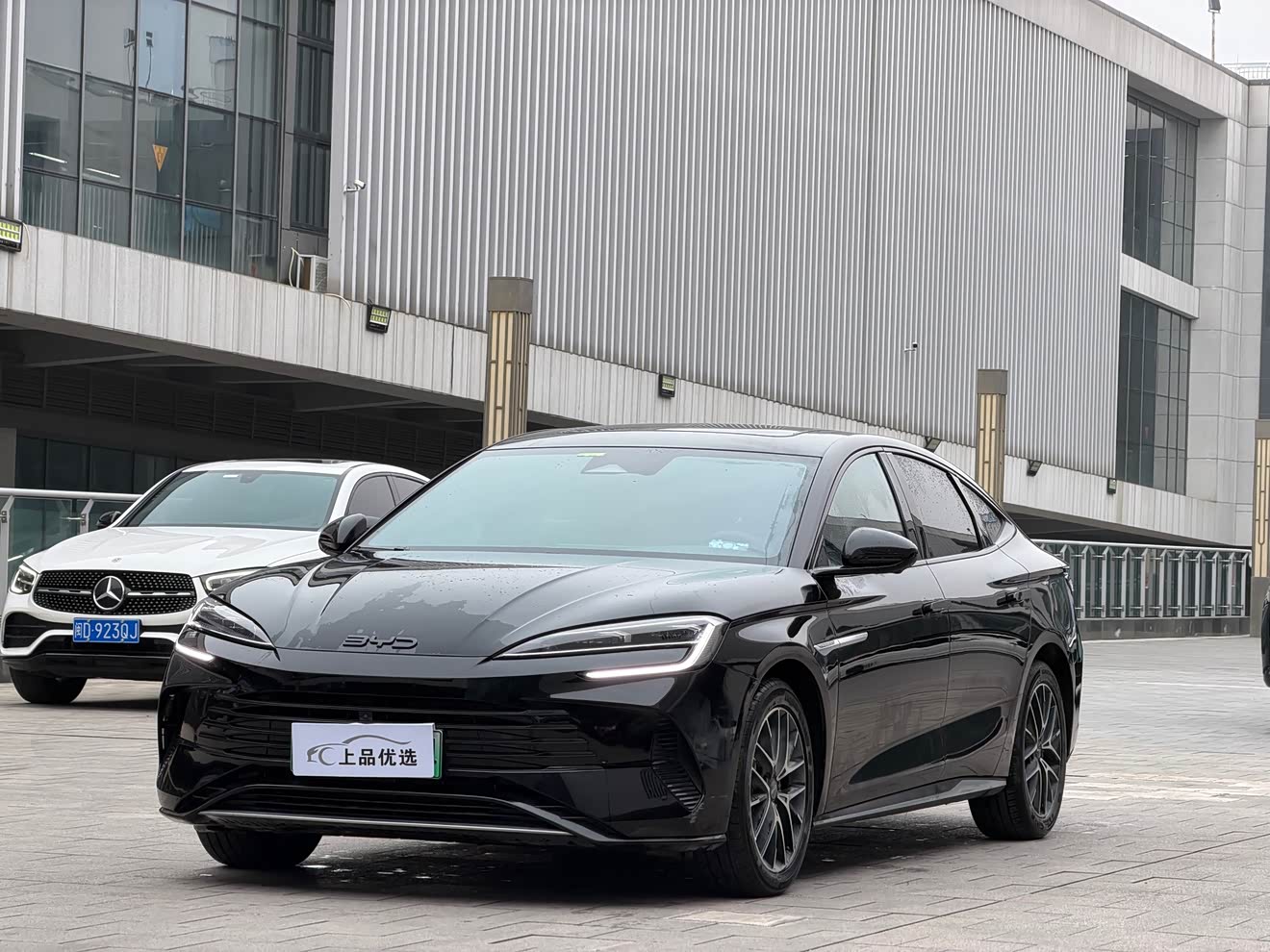 BYD Seal 07 DM-i 2025 imagem de carro 