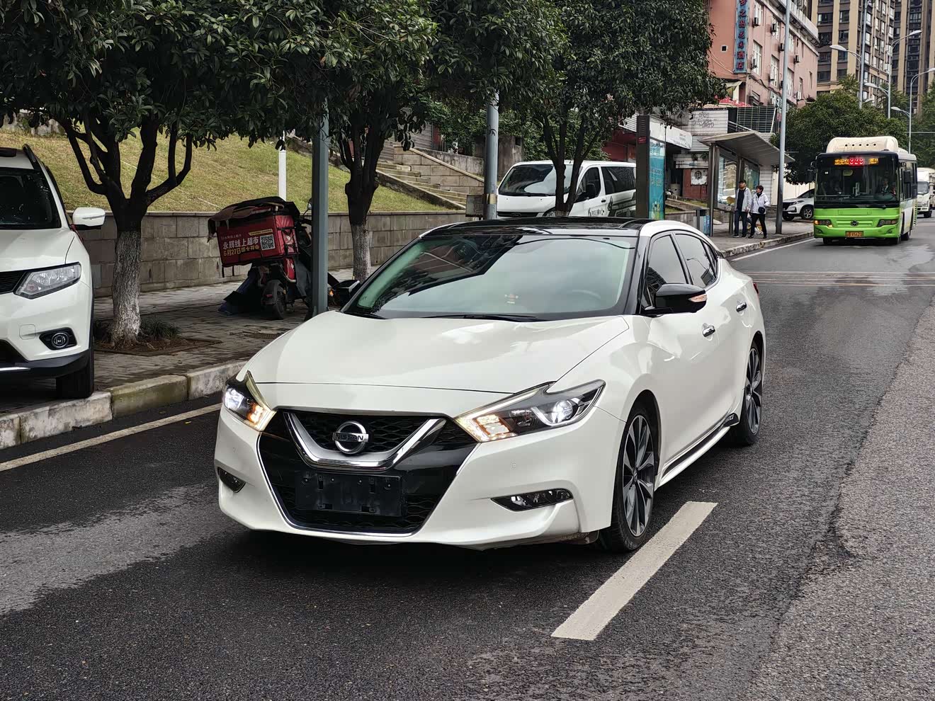 Nissan Maxima 2016 汽车图片 
