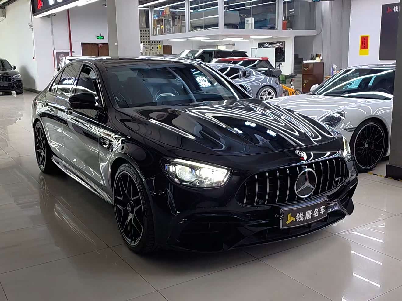 Mercedes-Benz E AMG 2021 immagine di auto 