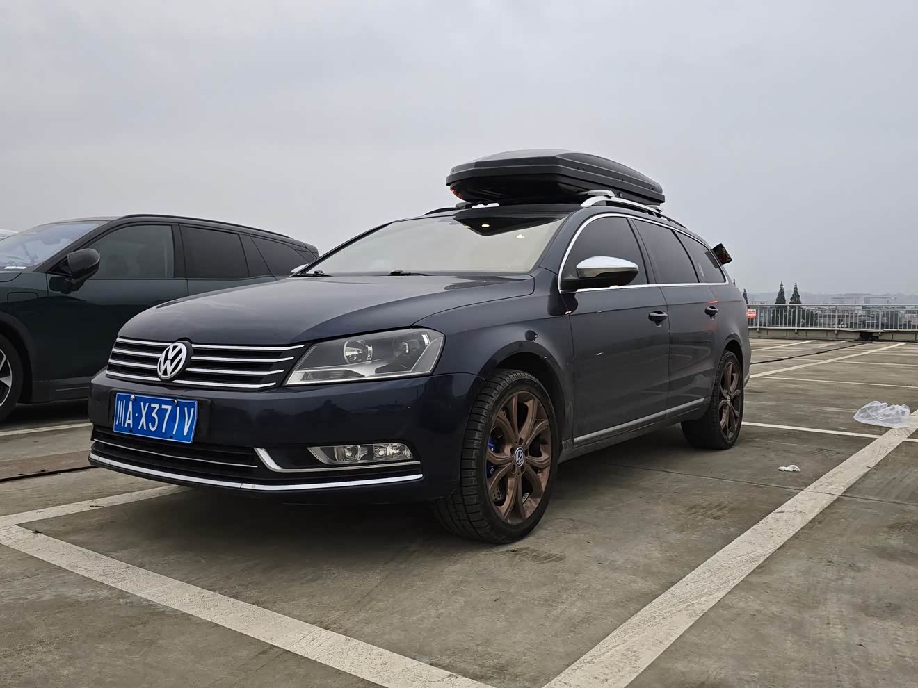 Volkswagen Magotan (Imported) 2012 car image 