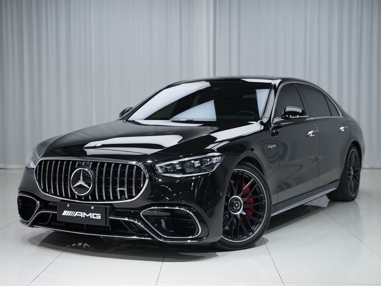 Mercedes-Benz S AMG New Energy صورة سيارة 