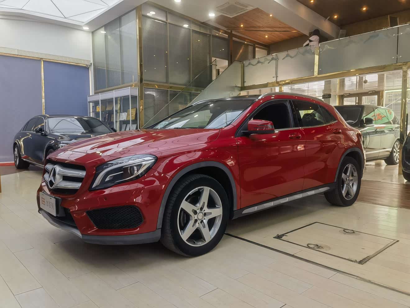 Mercedes-Benz GLA Class (Imported) 2014 car image 