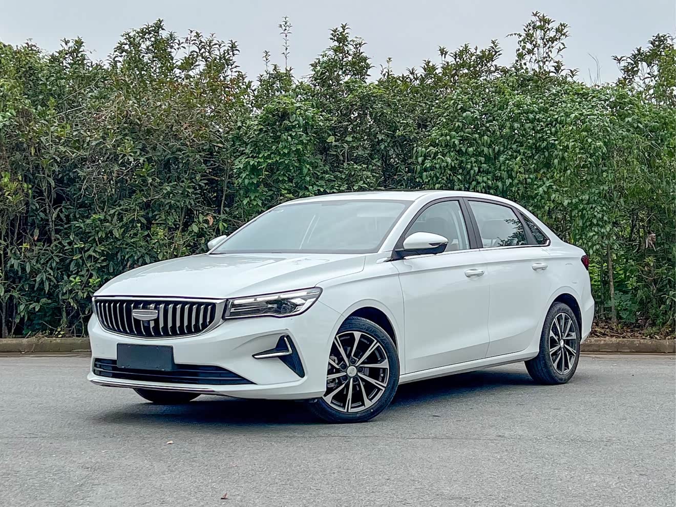 GEELY Emgrand 2024 car image 