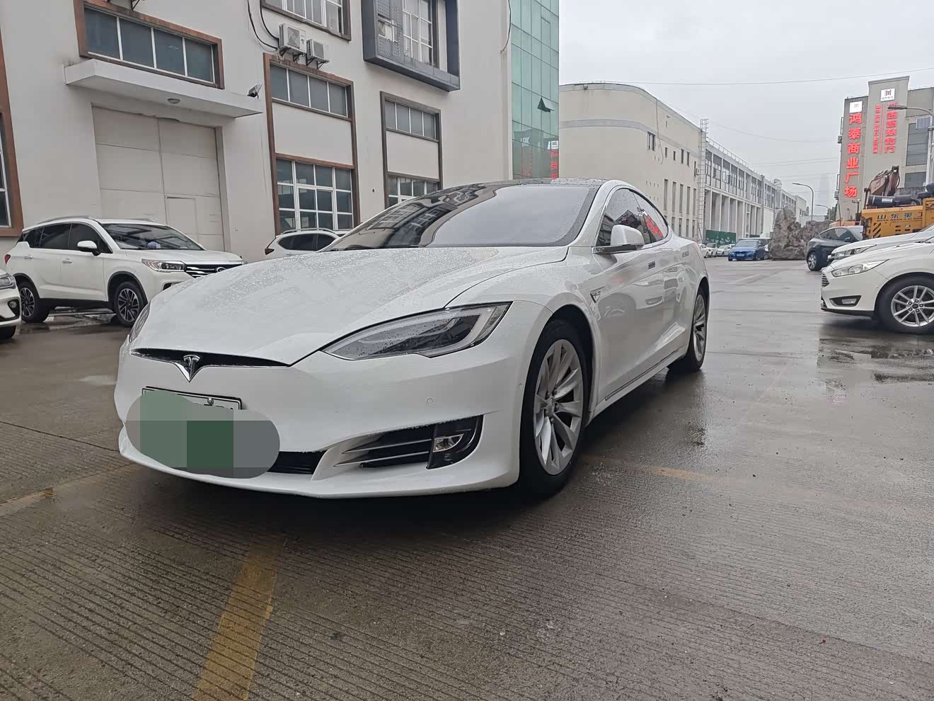 Tesla Model S 2016 汽车图片 