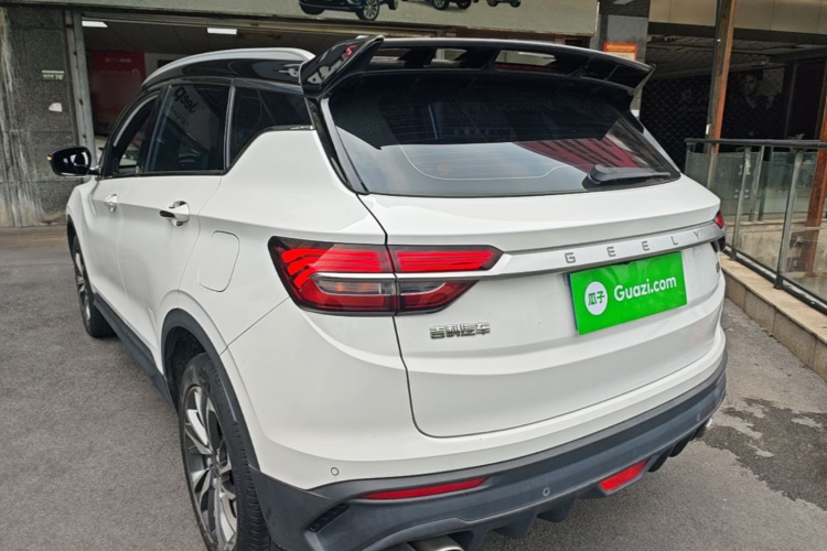 GEELY Coolray 2019 immagine di auto #5