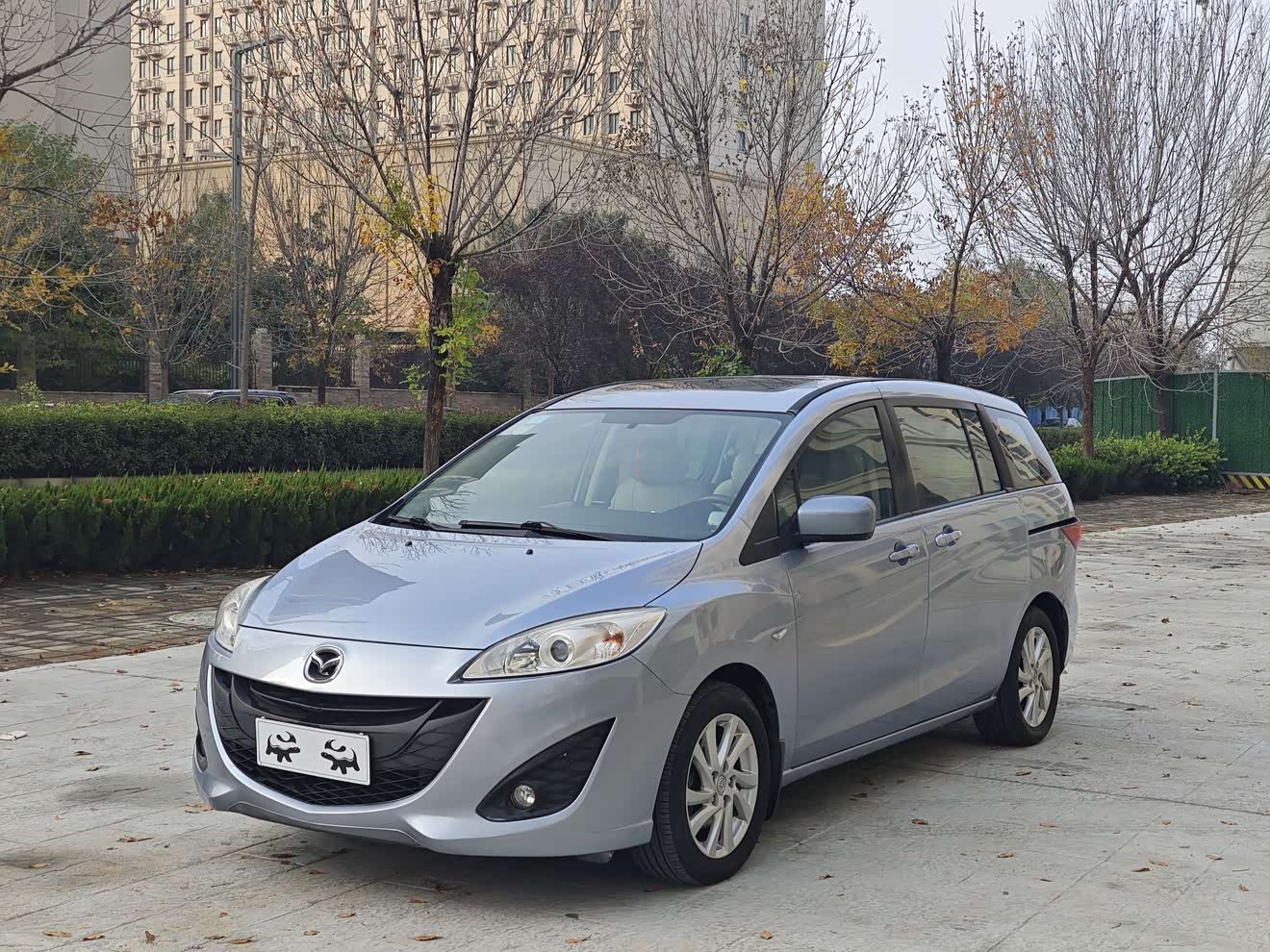 Mazda 5 2011 汽车图片 