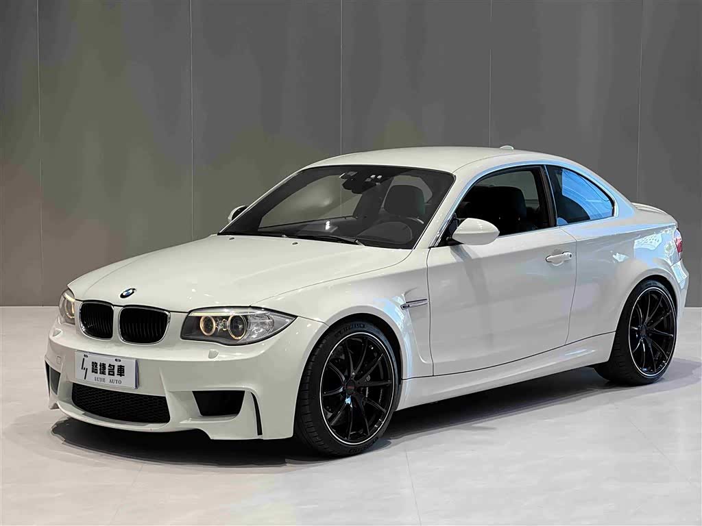 BMW 1 Series M 2012 car image 
