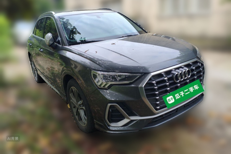 Audi Q3 2020 car image #4
