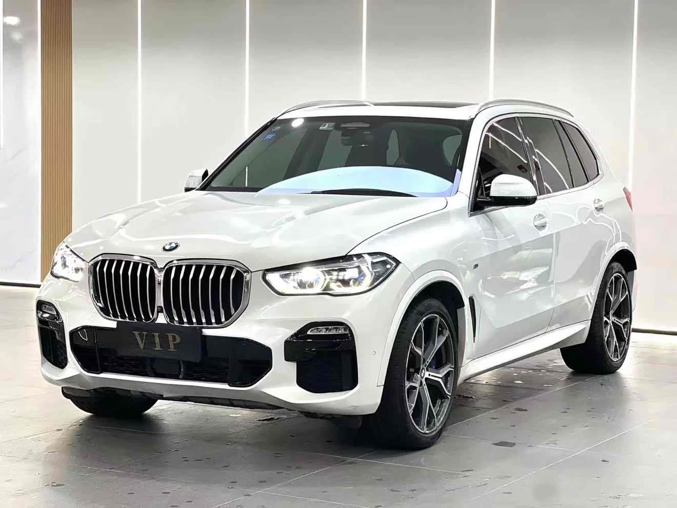 BMW X5 (Imported) 2020 car image 
