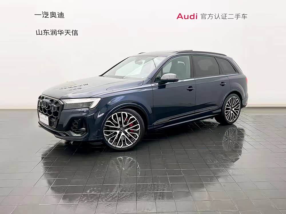 Audi SQ7 2024 car image 
