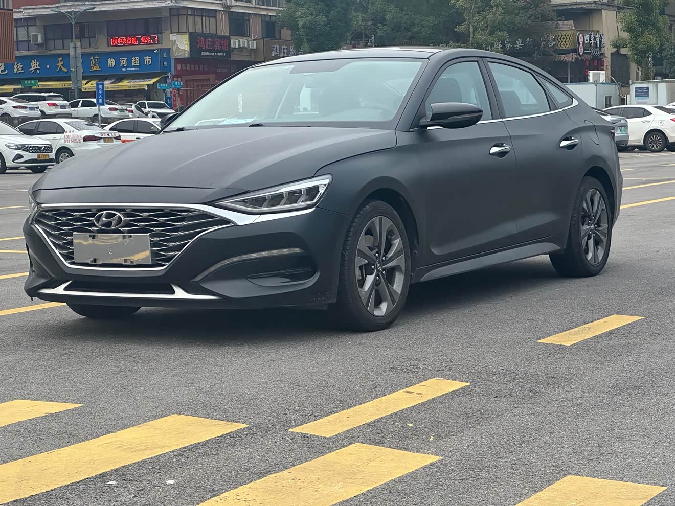 Hyundai Lafesta 2019 car image 