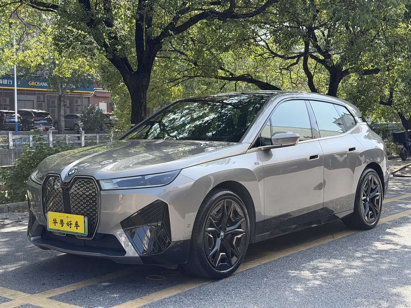 BMW iX M60 2022 car image 