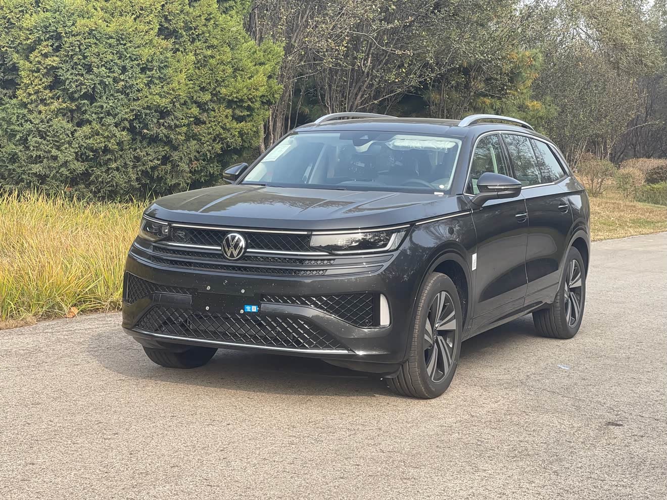 Volkswagen Tavendor 2025 immagine di auto 